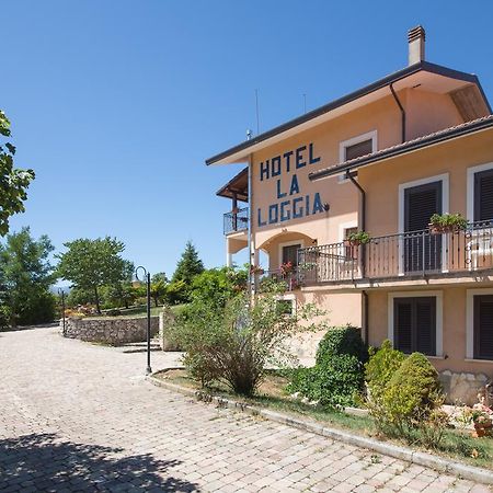 Hotel La Loggia Castel Di Sangro Exterior photo